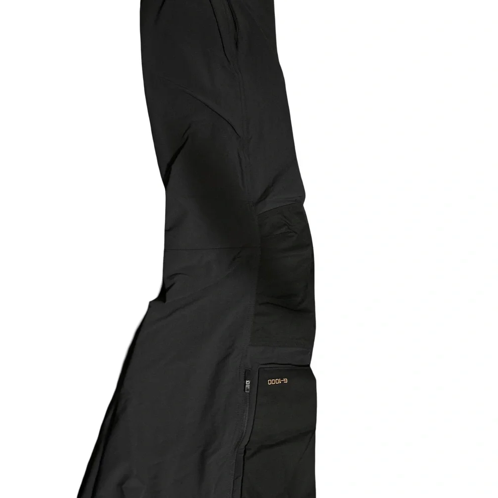 Fjallraven Men's Dark Black on Black Cargo Pants
Item# F86411+550-550+54/R - Picture 4 of 4
